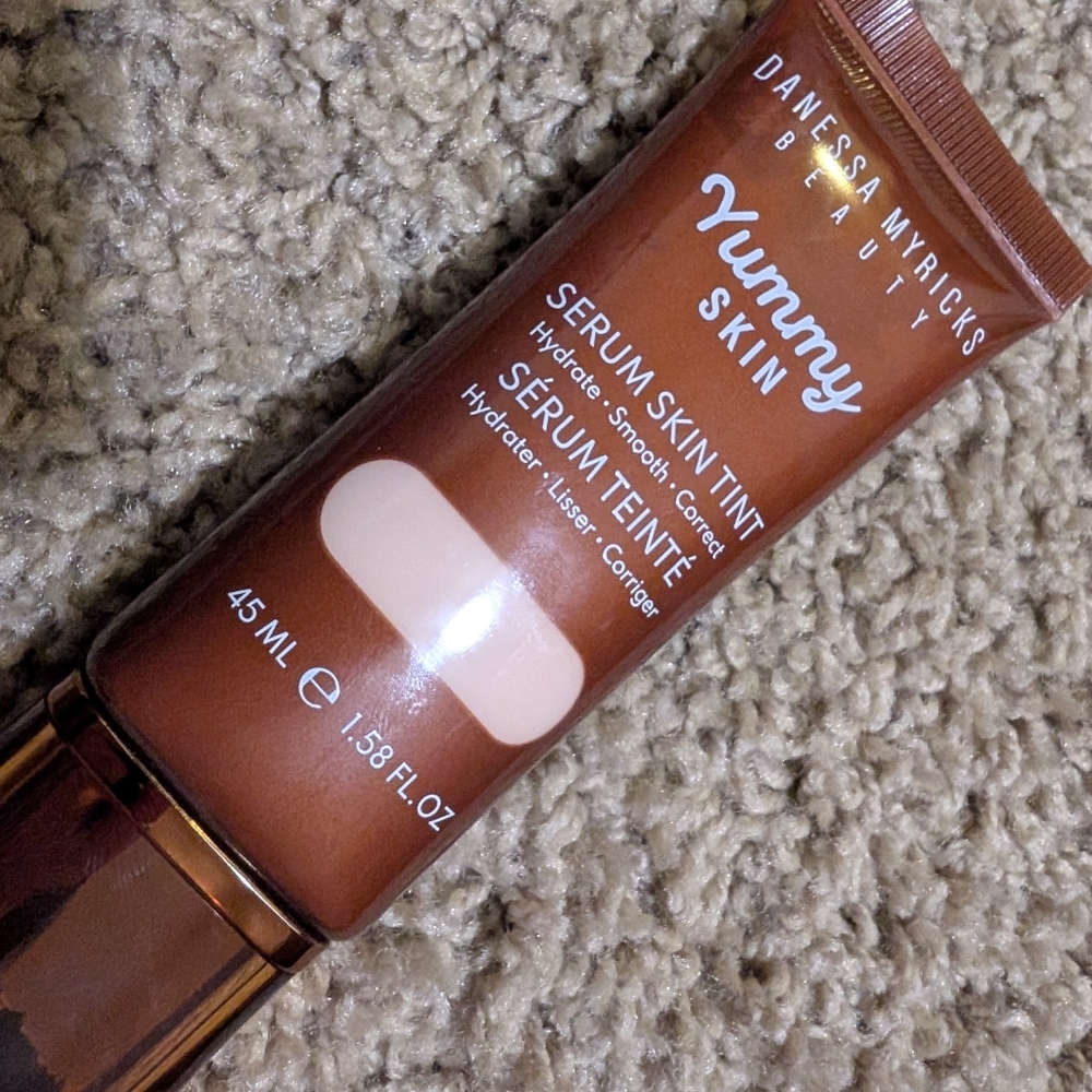 Danessa Myricks Beauty Yummy Skin Serum Skin Tint in Shade 1.5, like new - Picture 4 of 7